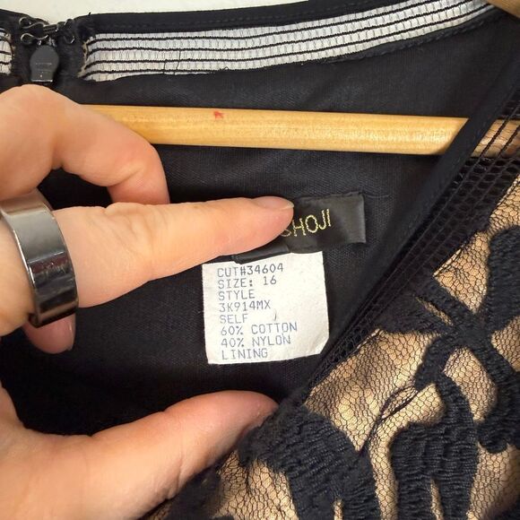 Tadashi Shoji Black Floral Lace Cap Sleeve Dress Size 16 - Picture 6 of 10